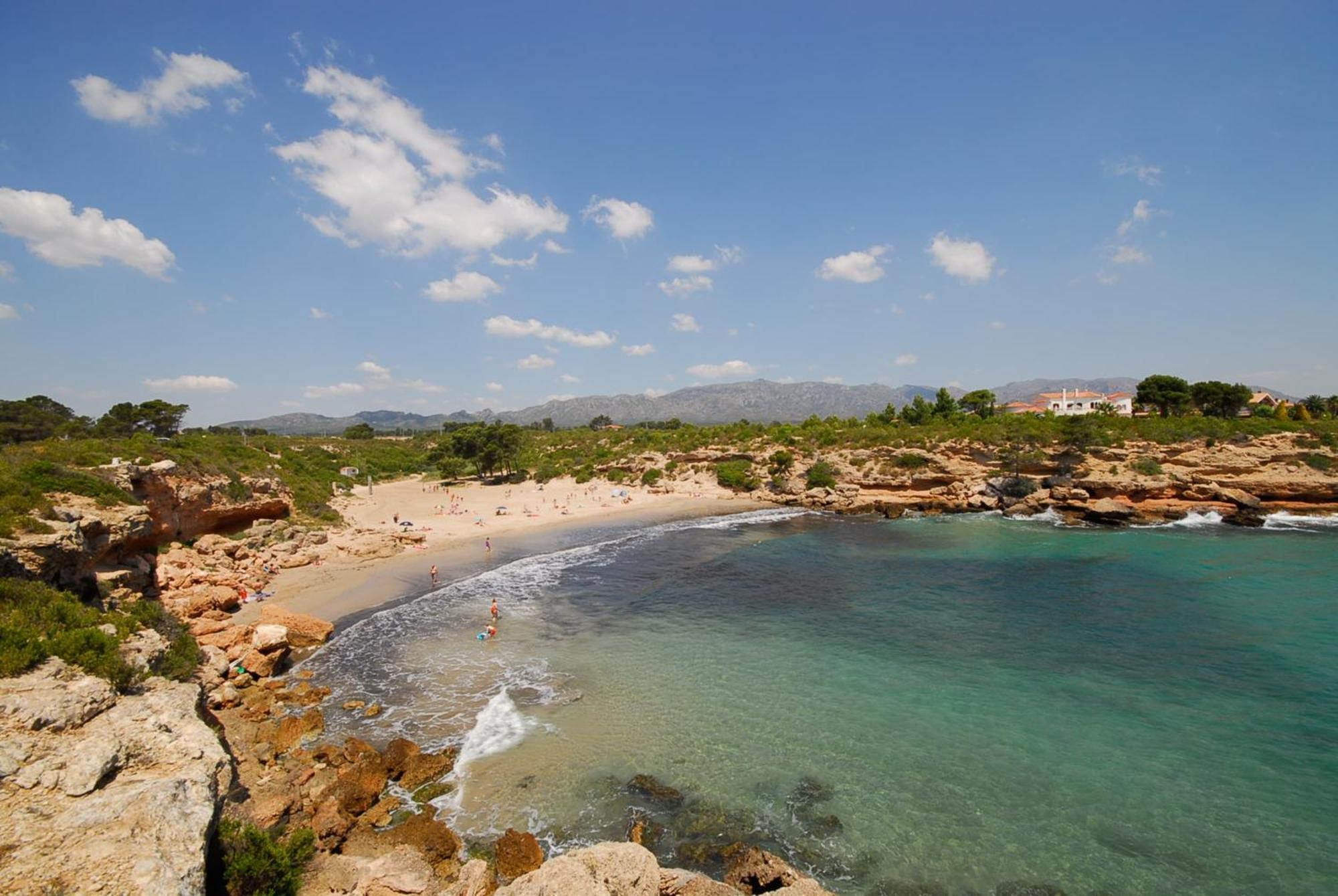 Holiday home Dos Calas - Bonita De Estilo Rustico Y Piscina De Agua Salada L'Ametlla de Mar
